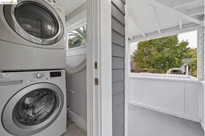 3929 Ruby St, Oakland, CA 94609 - Photo 45