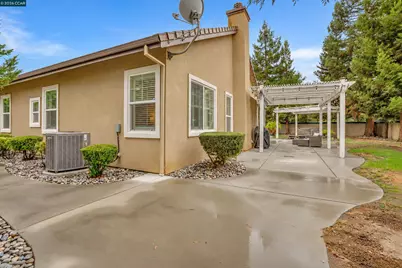 93 Pebble Ct, Brentwood, CA 94513 - Photo 31