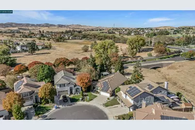 93 Pebble Ct, Brentwood, CA 94513 - Photo 37