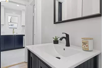 3929 Ruby St, Oakland, CA 94609 - Photo 21