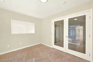 2080 Harrington Ave, Oakland, CA 94601 - Photo 27