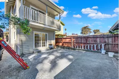 2080 Harrington Ave, Oakland, CA 94601 - Photo 45