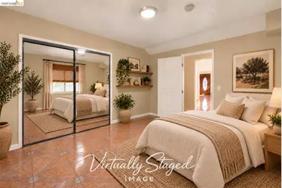 2080 Harrington Ave, Oakland, CA 94601 - Photo 25