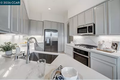 3152 Grey Eagle Dr, Walnut Creek, CA 94595 - Photo 15