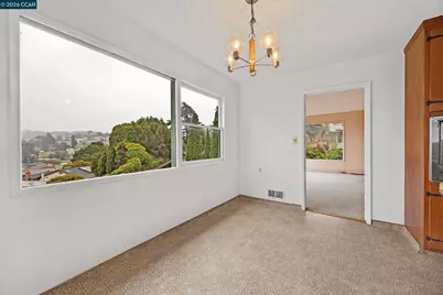5642 Clinton Ave, Richmond, CA 94805 - Photo 11