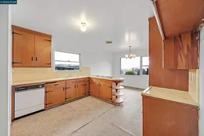 5642 Clinton Ave, Richmond, CA 94805 - Photo 15