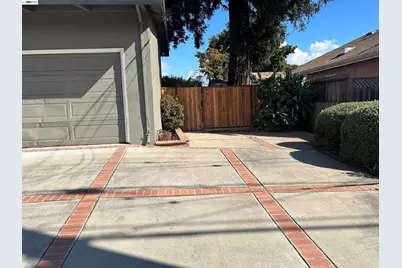3905 Nichandros St, Castro Valley, CA 94546 - Photo 3