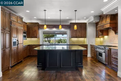 318 Sunset Dr, Danville, CA 94506 - Photo 15
