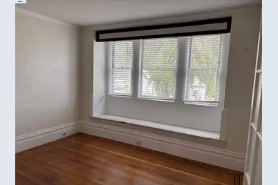 387 Staples Ave, San Francisco, CA 94112 - Photo 5
