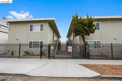 3063 Blossom St, Oakland, CA 94601 - Photo 1