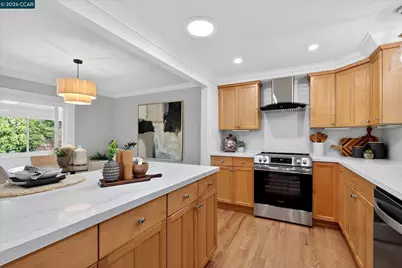 1317 Ptarmigan Dr #7, Walnut Creek, CA 94595 - Photo 3