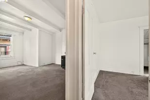 2440 12th Ave, Oakland, CA 94606 - Photo 23