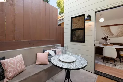 594 Kenmore Ave, Oakland, CA 94610 - Photo 21
