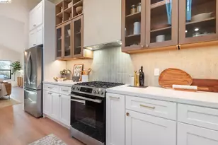 594 Kenmore Ave, Oakland, CA 94610 - Photo 15