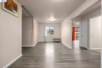 1300 Garvin Ave, Richmond, CA 94801 - Photo 9