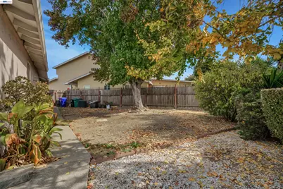 5012 Reid Ct, Richmond, CA 94804 - Photo 49