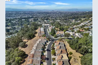130 Samaria Ln, Oakland, CA 94619 - Photo 45