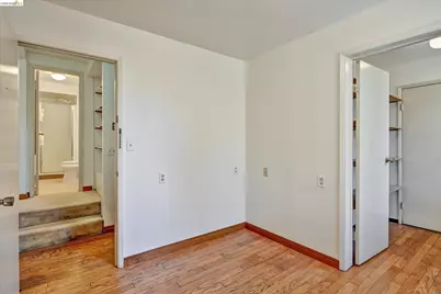 130 Samaria Ln, Oakland, CA 94619 - Photo 37