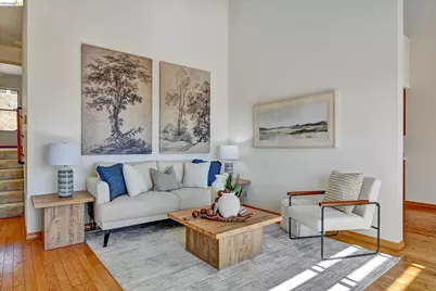 130 Samaria Ln, Oakland, CA 94619 - Photo 7