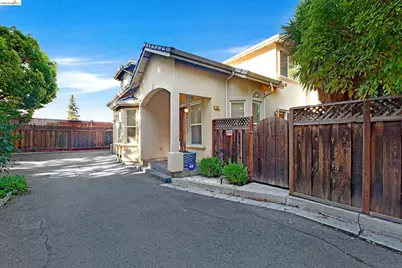 35 Amherst Ct, Menlo Park, CA 94025 - Photo 3