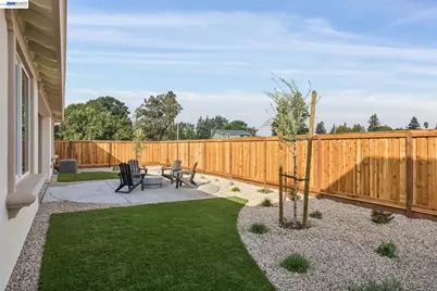 349 Maverick Drive, Vacaville, CA 95687 - Photo 55