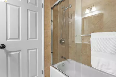 3011 Glynis Dr, Richmond, CA 94806 - Photo 27