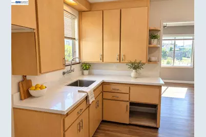 1701 90th, Oakland, CA 94603 - Photo 9