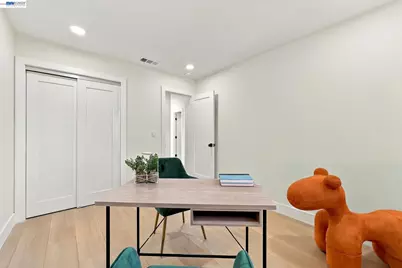 7065 Lancaster Ct, Dublin, CA 94568 - Photo 15