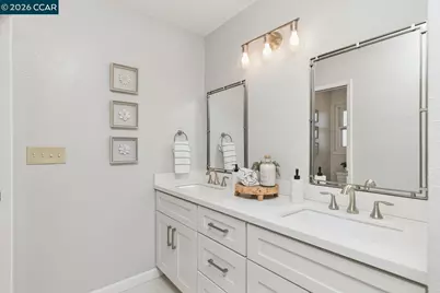 2225 Sierra Ct, Concord, CA 94518 - Photo 23