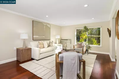 1401 Skycrest Dr #4, Walnut Creek, CA 94595 - Photo 9