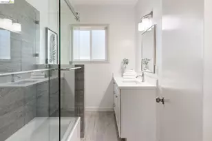 367 Cavour St, Oakland, CA 94618 - Photo 29