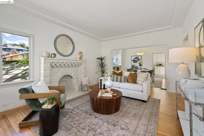 367 Cavour Street, Oakland, CA 94618 - Photo 9