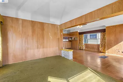 874 Arlington Ave, Oakland, CA 94608 - Photo 13