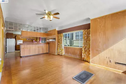 874 Arlington Ave, Oakland, CA 94608 - Photo 7