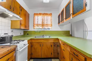 874 Arlington Ave, Oakland, CA 94608 - Photo 31