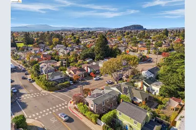 1555 Acton St, Berkeley, CA 94702 - Photo 33