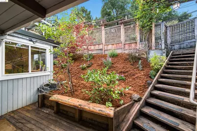 6625 Snake Rd, Oakland, CA 94611 - Photo 5