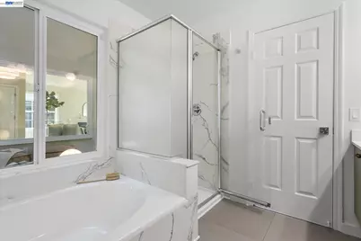 135 Weymouth Ct, Alameda, CA 94502 - Photo 39