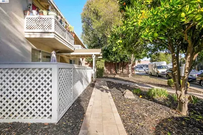 739 Masonic St, Martinez, CA 94553 - Photo 15