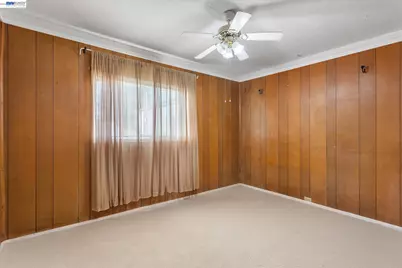 874 Arlington Ave, Oakland, CA 94608 - Photo 37