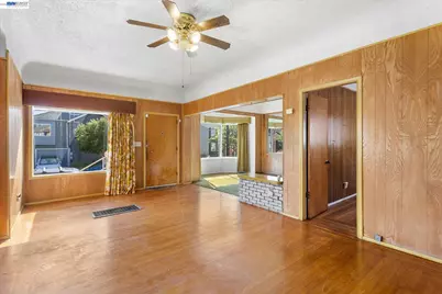 874 Arlington Ave, Oakland, CA 94608 - Photo 9