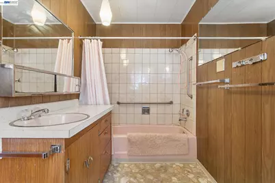 874 Arlington Ave, Oakland, CA 94608 - Photo 25