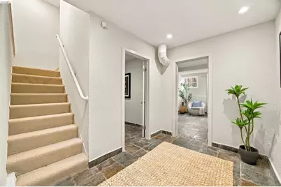 984 Longridge Road, Oakland, CA 94610 - Photo 51