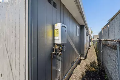 1606 82nd Ave, Oakland, CA 94621 - Photo 37
