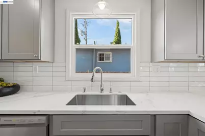 1606 82nd Ave, Oakland, CA 94621 - Photo 13