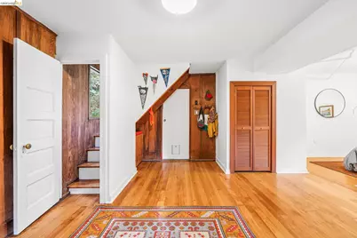 6912 Balsam Way, Oakland, CA 94611 - Photo 43