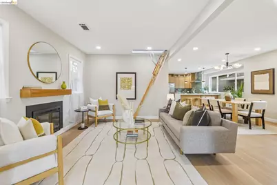 4956 Manila Ave, Oakland, CA 94609 - Photo 5