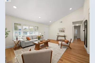 8047 Del Monte Ave, Newark, CA 94560 - Photo 7