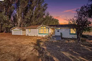 4181 Blank Rd, Sebastopol, CA 95472 - Photo 1
