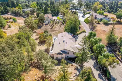 370 Vernal Dr, Alamo, CA 94507 - Photo 57